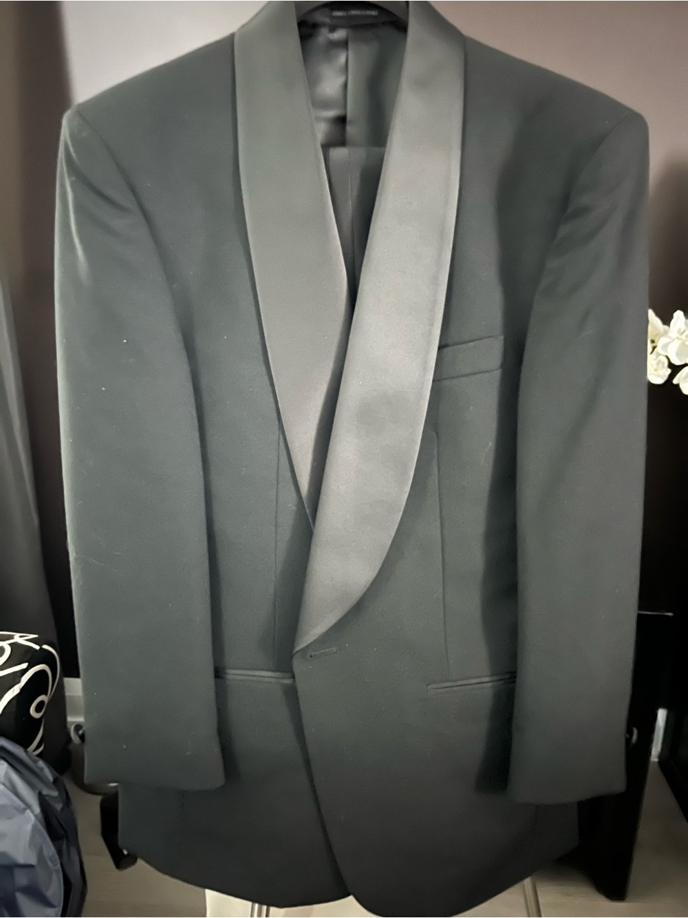Black Tuxedo Formalwear